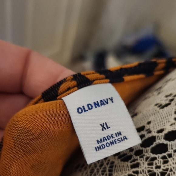 Old Navy Brown and Black Long Sleeve Wrap Dress - Picture 2 of 4